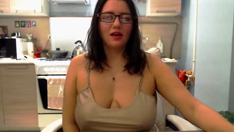 Snapshot of sophiasoft chatting on 12.25.24 Sophia online show from 12.25.24