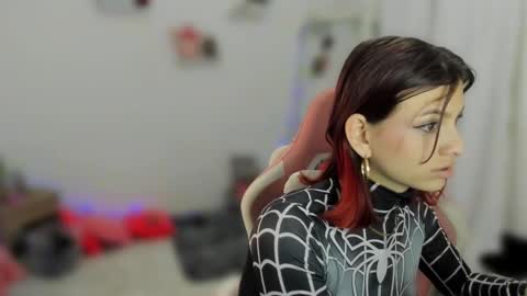 Snapshot of sophie_dolly_ chatting on 03.07.25 sophie doll online show from 03.07.25