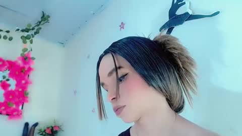 sophie_miaa online show from 01.19.25