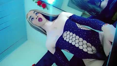 sophie_miaa online show from 02.13.25