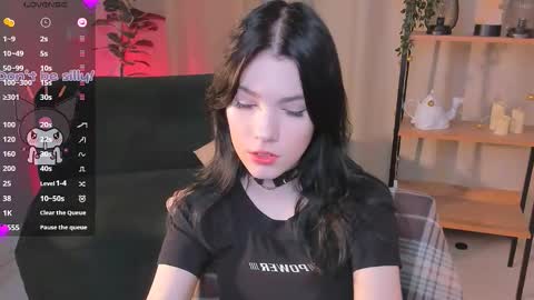 sophie_nomenal_ online show from 10.02.25