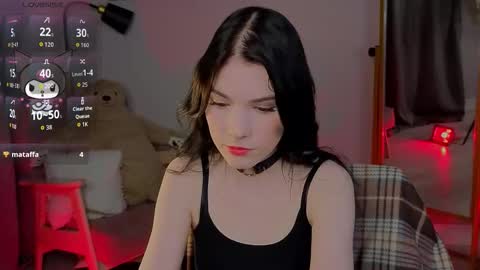 sophie_nomenal_ online show from 10.09.25