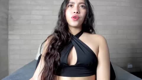 Snapshot of sophiebellucci chatting on 09.16.25 sophiebellucci online show from 09.16.25