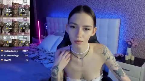 Sophie online show from 02.22.25
