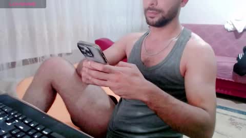 Snapshot of sorrymybadd chatting on 10.31.25 luis online show from 10.31.25