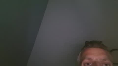 Snapshot of southboy2410 chatting on 11.16.25 southboy2410 online show from 11.16.25