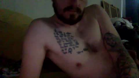 Snapshot of sp0ngie chatting on 01.29.25 sp0ngie online show from 01.29.25