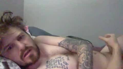 Snapshot of sp0ngie chatting on 03.11.25 sp0ngie online show from 03.11.25