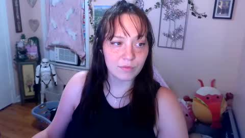 Snapshot of spawnofademon chatting on 10.06.25 spawnofademon online show from 10.06.25