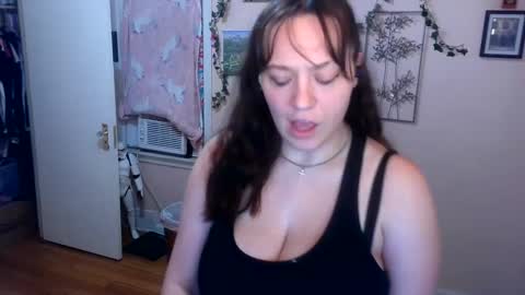 Snapshot of spawnofademon chatting on 10.09.25 spawnofademon online show from 10.09.25