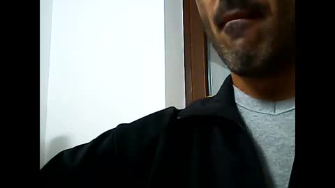 Snapshot of speed0800 chatting on 10.20.25 Speed online show from 10.20.25