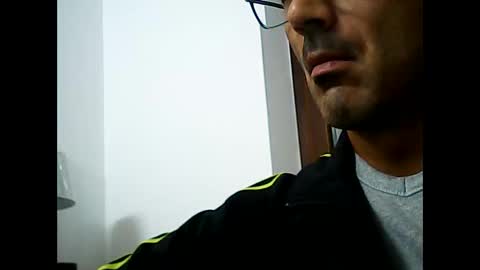 Snapshot of speed0800 chatting on 10.23.25 Speed online show from 10.23.25