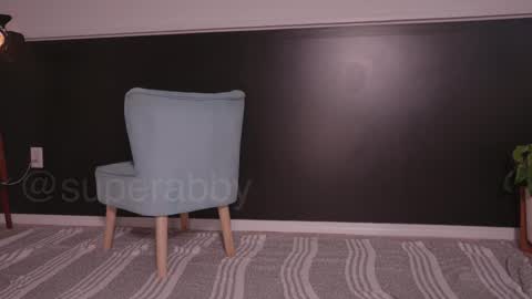 Snapshot of spr_abby chatting on 10.17.25 Abby online show from 10.17.25