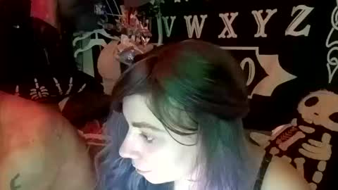 spunfoxxx online show from 10.16.25