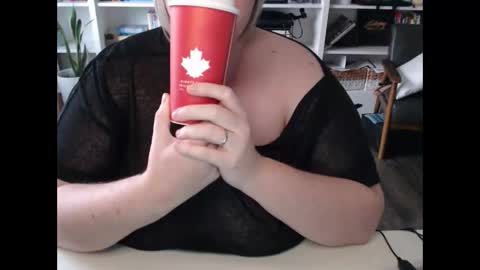 Snapshot of squirtymilfjess chatting on 01.08.25 Messi Jessi online show from 01.08.25