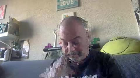 Snapshot of srekos38 chatting on 12.17.24 srekos38 online show from 12.17.24