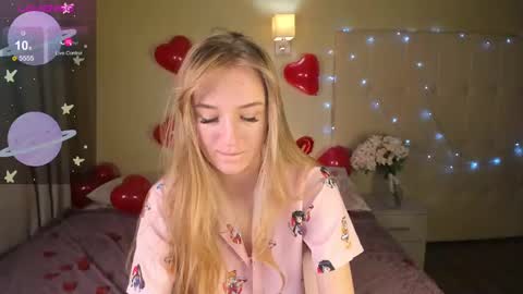 Snapshot of stacy_riiver chatting on 02.14.25 Stacy Mon Tue Wed Thu Fri Sun GMT GMT 3 1000am - 0400pm  online show from 02.14.25