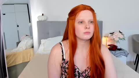 Snapshot of stacy_starrrr chatting on 11.02.25 Stacy online show from 11.02.25