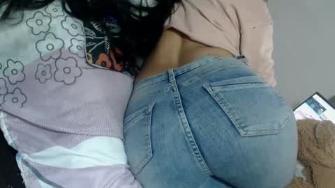 Snapshot of star710307 chatting on 01.27.25 Star online show from 01.27.25