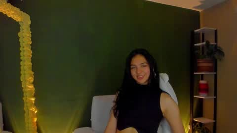 Snapshot of star_sub1 chatting on 10.24.25 star_sub1 online show from 10.24.25