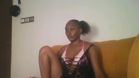 Snapshot of stargirl880271 chatting on 01.16.25 isha online show from 01.16.25