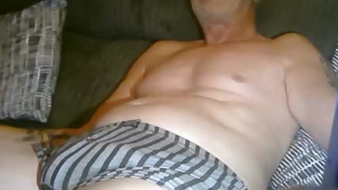 Snapshot of ste_wulf chatting on 09.29.25 ste_wulf online show from 09.29.25