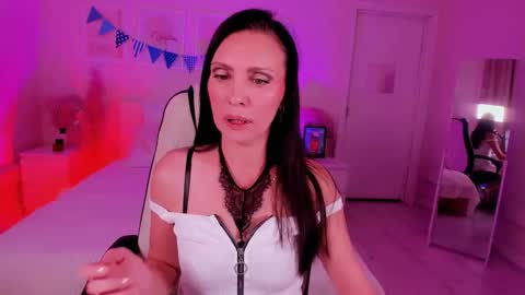 steaflers_mom online show from 10.14.25