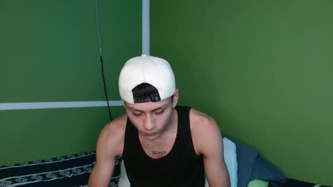 Snapshot of stebeen_smith chatting on 09.26.25 stebeen smith online show from 09.26.25