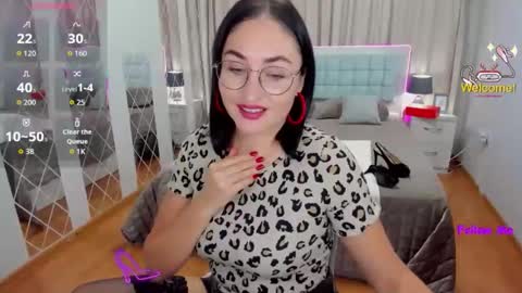 StefanaWinter online show from 10.16.25