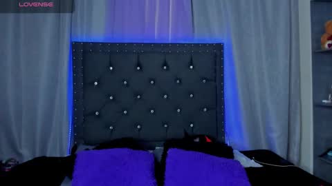 Snapshot of steff_olsen chatting on 02.22.25 steff_olsen online show from 02.22.25