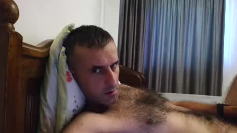 Snapshot of stevenpit chatting on 09.21.25 stevenpit online show from 09.21.25