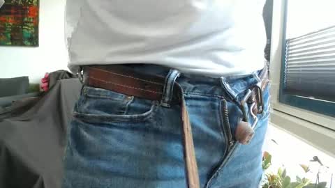 Snapshot of steveo_85 chatting on 02.08.25 white beef online show from 02.08.25