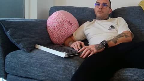 Snapshot of stevie_rae chatting on 10.14.25 stevie_rae online show from 10.14.25