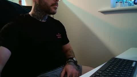 Snapshot of stevie_rae chatting on 11.02.25 stevie_rae online show from 11.02.25