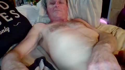 Snapshot of steviehard7 chatting on 02.11.25 steviehard7 online show from 02.11.25