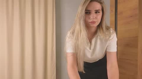 Luna online show from 11.16.25