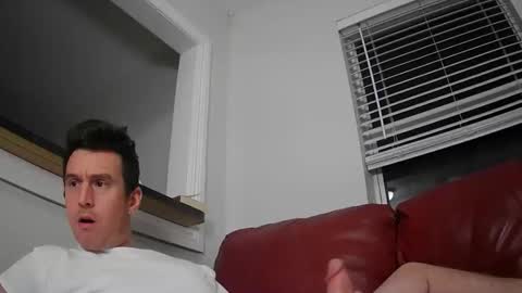 Snapshot of str8stuntcox chatting on 10.25.25 Str8StuntCox online show from 10.25.25