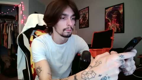 Snapshot of str8whiteboy21 chatting on 12.17.24 str8whiteboy21 online show from 12.17.24