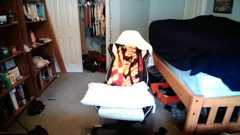 Snapshot of str8whiteboy21 chatting on 02.25.25 str8whiteboy21 online show from 02.25.25