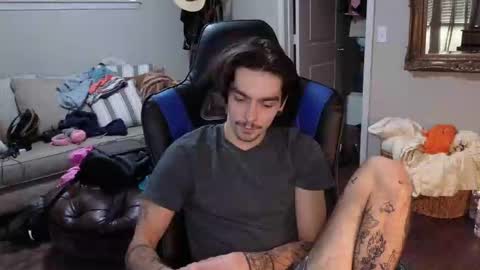 Snapshot of str8whiteboy21 chatting on 09.09.25 str8whiteboy21 online show from 09.09.25