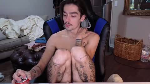 Snapshot of str8whiteboy21 chatting on 09.26.25 str8whiteboy21 online show from 09.26.25