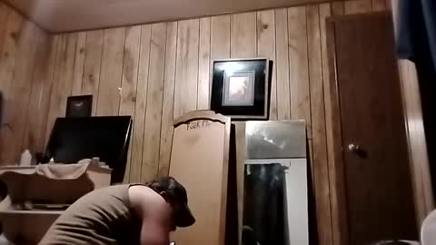 Snapshot of straighttoy chatting on 02.22.25 straighttoy online show from 02.22.25