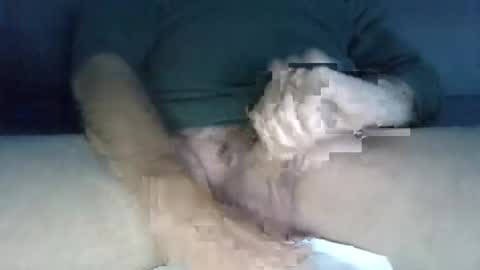 Snapshot of strokes_for_you chatting on 10.13.25 strokes_for_you online show from 10.13.25