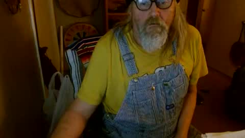 Snapshot of stroknpoker chatting on 12.25.24 stroknpoker online show from 12.25.24