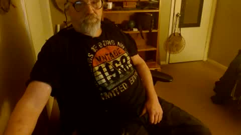 Snapshot of stroknpoker chatting on 02.25.25 stroknpoker online show from 02.25.25