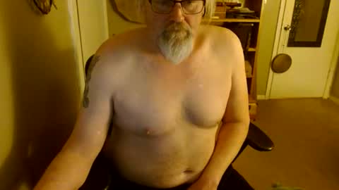 Snapshot of stroknpoker chatting on 03.02.25 stroknpoker online show from 03.02.25