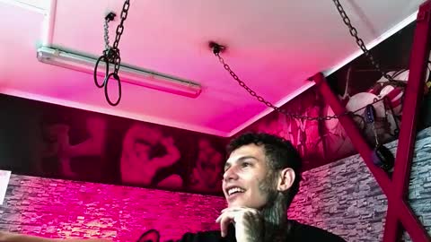 stuart_boy_ online show from 10.20.25