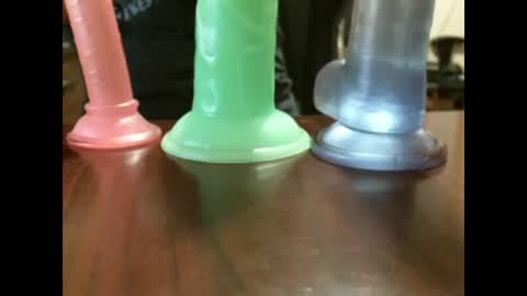 Snapshot of studinto chatting on 10.07.25 BadBrad online show from 10.07.25