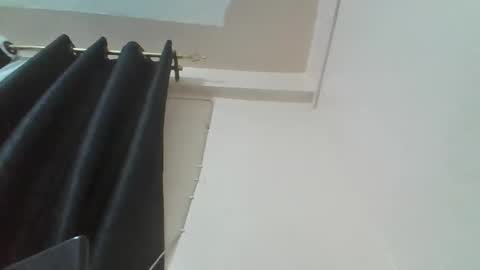 Snapshot of submissive_slut001 chatting on 11.02.25 submissive_slut001 online show from 11.02.25