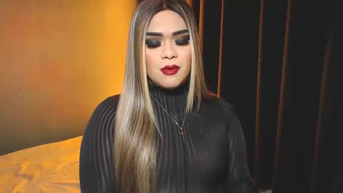 Snapshot of suckablecockoffreya chatting on 12.25.24 JADE ELYSE online show from 12.25.24